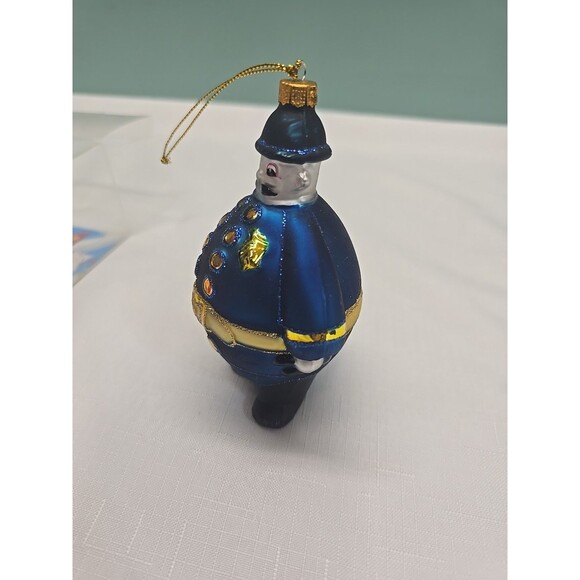 RARE Macy's Thanksgiving Day Parade Harold The Policeman Christmas Ornament - Picture 8 of 16